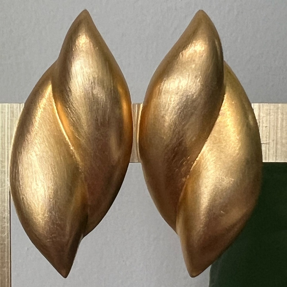 Mid century modern Jay Feinberg  brushed gold clip on earrings